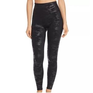 Spanks Camo Leggings